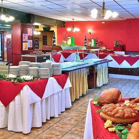 Kris At Paradise Park Ξενοδοχείο με διαμερίσματα Golden Sands