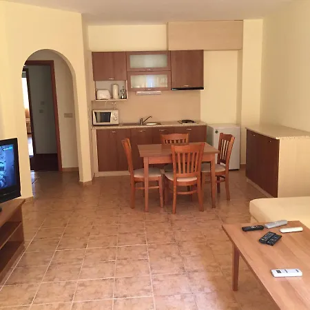 Kris At Paradise Park