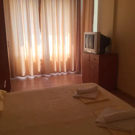 Kris At Paradise Park Ξενοδοχείο με διαμερίσματα 4*