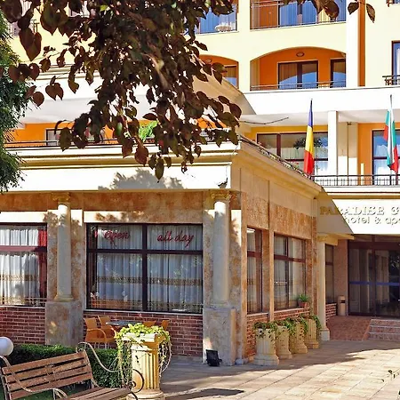 Kris At Paradise Park Aparthotel Golden Sands